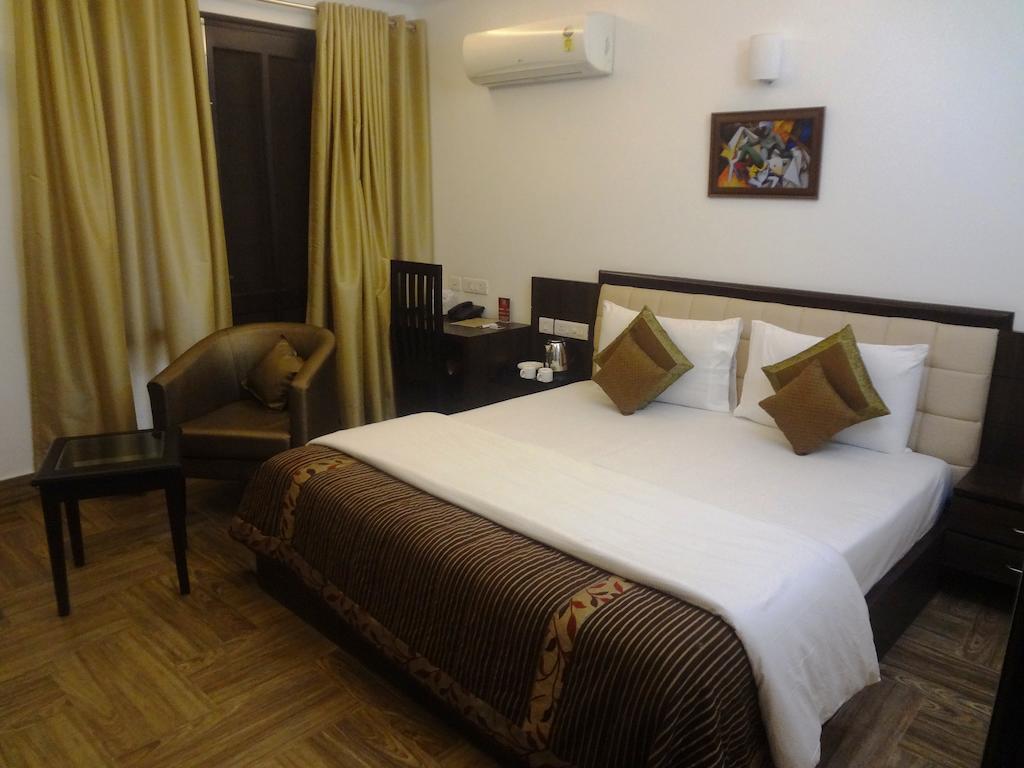 Rr Residency Hotel Delhi  Værelse billede